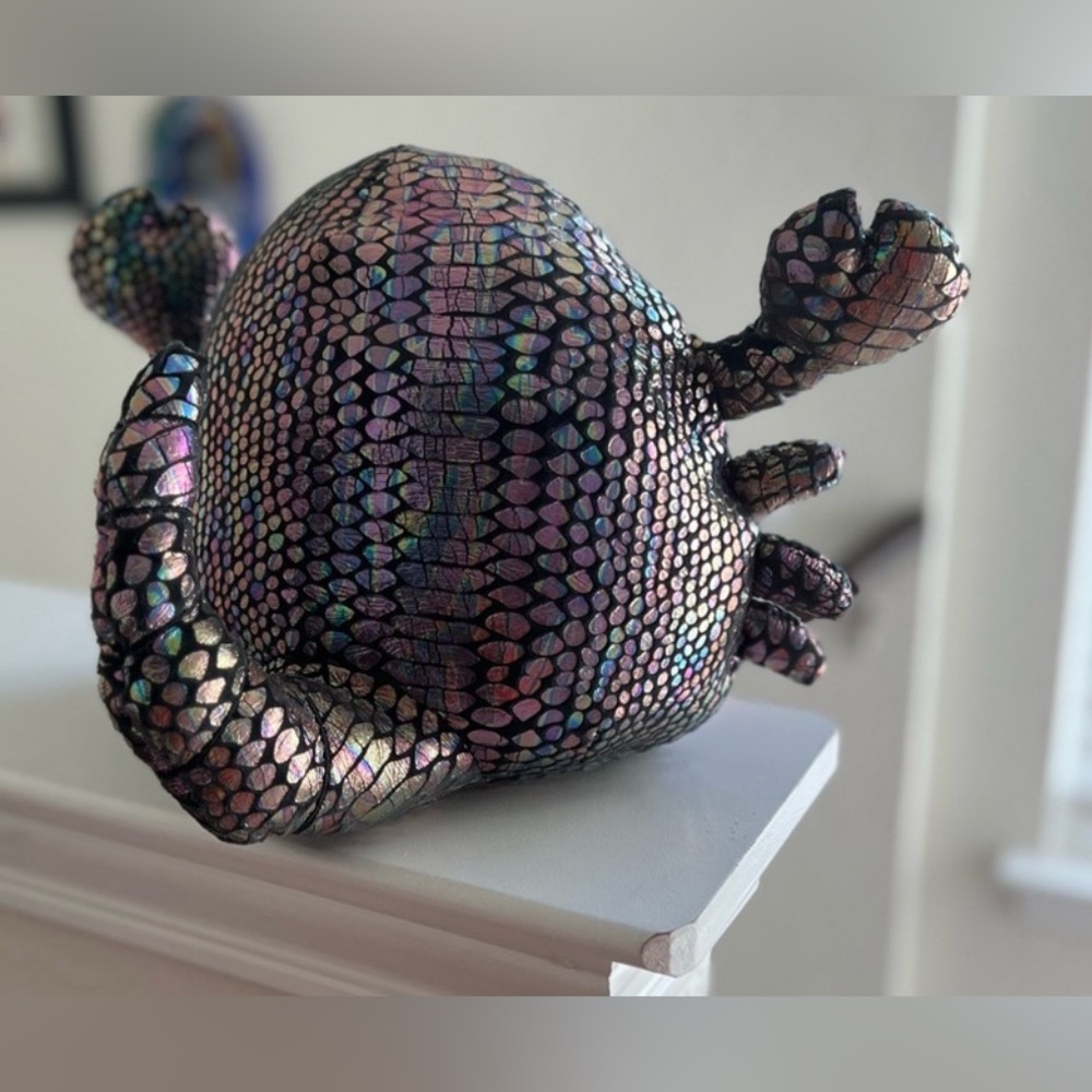 Squishmallow Samanthe The Shimmery Scorpion 8in 2021 Edition - Picture 5 of 10